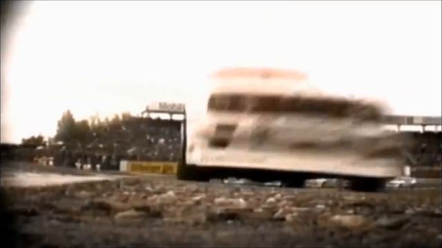 Mercedes-Benz 190E vs BMW M3 E30 смотреть онлайн