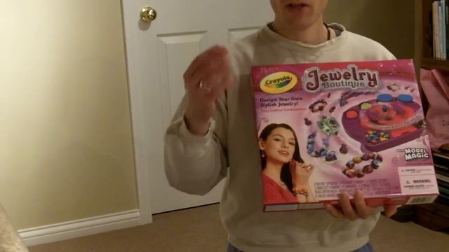 Crayola Jewelry Boutique Brings Fashion and Style to Creative Play For Kids of All Ages смотреть онлайн