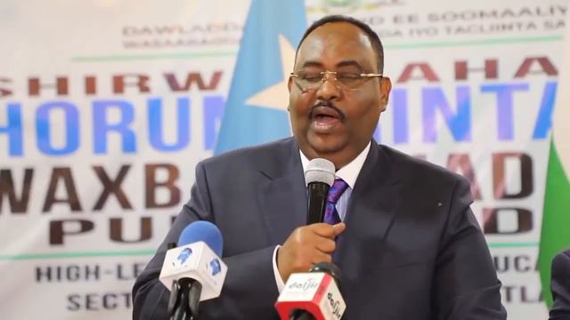 DEG DEG Farmaajo & Saciid Deni oo Doorashada ka haraya, Kuraasta Gedo ay ku ledahay Beesha Mareexaa смотреть онлайн