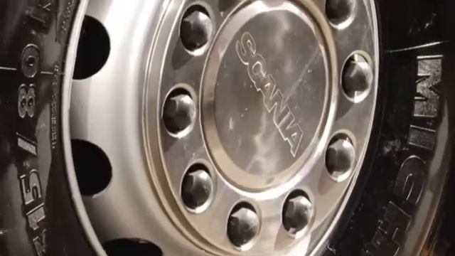 Коммунальная техника Scania на выставке WasteTech 2011 смотреть онлайн