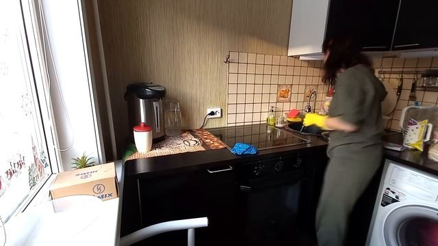 Ежедневная уборка. Про заготовки. Неделя отпуска, уборка на кухне. Планы по дизайну смотреть онлайн