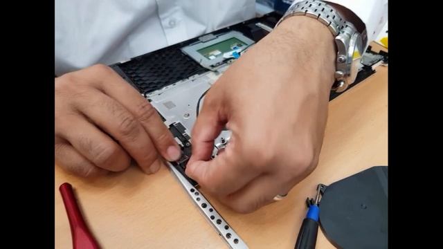 Lenovo Yoga 700 keyboard replacing cheaper way смотреть онлайн