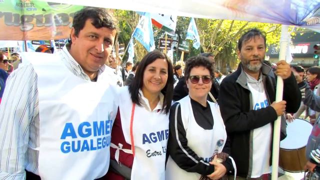 Nota realizada por el Secretario General de AGMER Marcelo Pagani смотреть онлайн