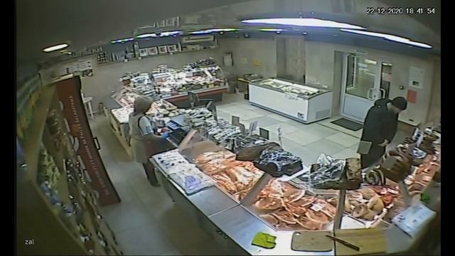 Розыск! Купил себе мясо и рассчитался чужой картой мужчина в Бердске смотреть онлайн