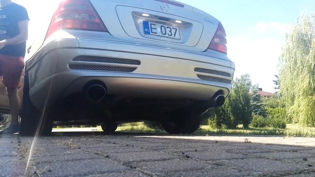W203 C320 3.2 V6 Lorinser sound смотреть онлайн