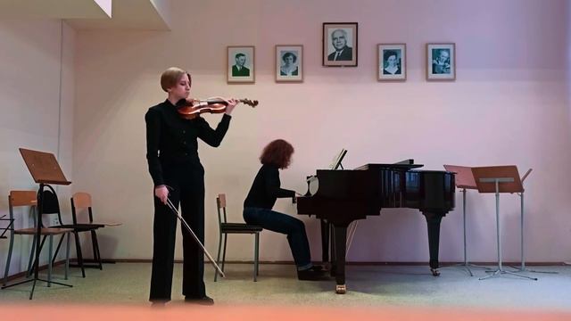 М. Брух — Концерт для скрипки с оркестром no.2, d-moll смотреть онлайн
