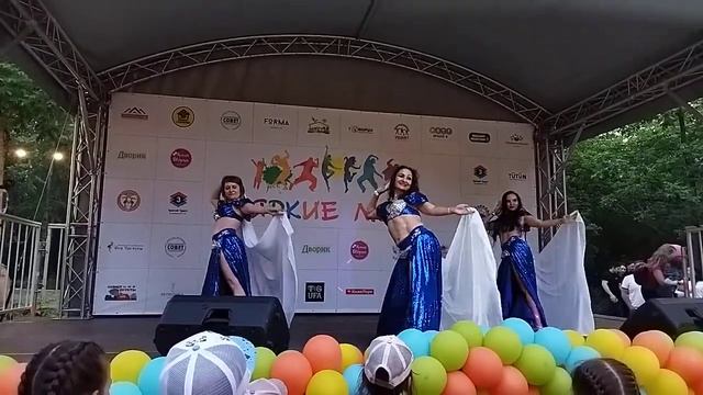 Праздник "Яркие люди" в мкр "Яркий". Группа ORZU смотреть онлайн