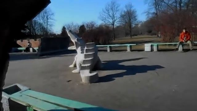 Южно-Приморский парк Юрского периода (СПб)