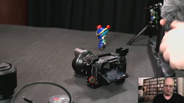 First look of the smallrig 2310 cage for the a6400 (tested on a a6500) смотреть онлайн