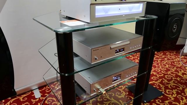 Technics Premium Class SU-C700, SL-C700, SB-C700 - Technics Top Amplifiers