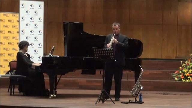 Bach Sonata in g minor: I - arranged for soprano saxophone and piano смотреть онлайн