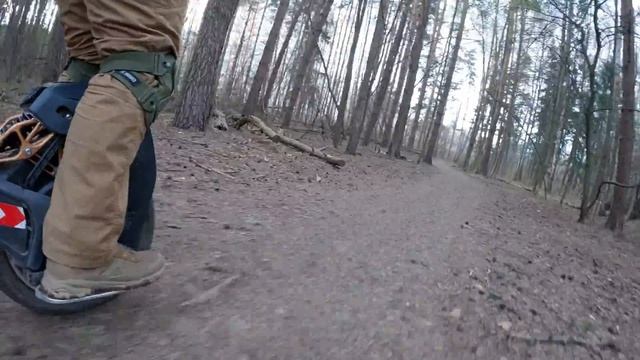 в лесу на колесе | kingsong s18 forest смотреть онлайн