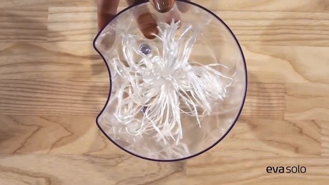 Горшок для цветов с функцией самополива от Eva Solo смотреть онлайн