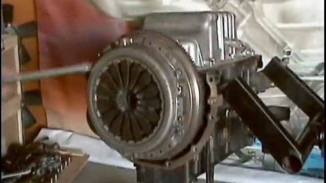 Двигатель ЗМЗ-406.10 и его модификации (Полная разборка двигателя) смотреть онлайн