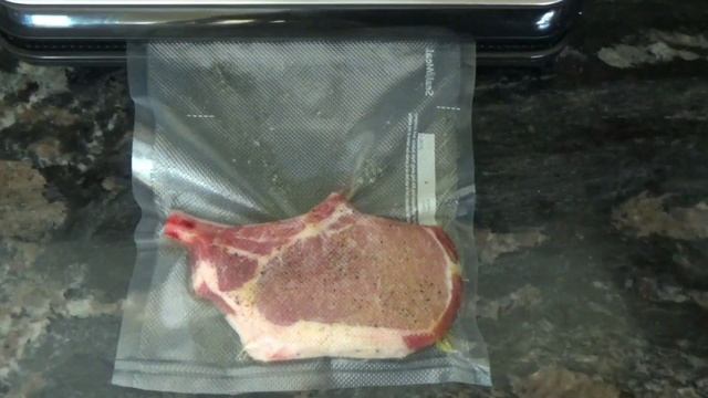 Сувид свиные стейки. Sous Vide Pork Chops.