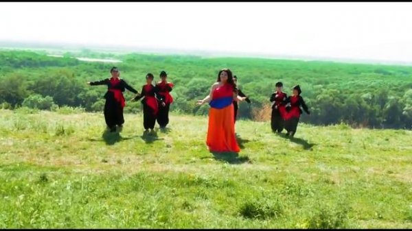 Армянское попурри Тома Арутюнян !