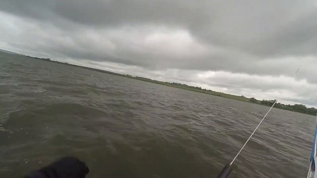 Шатское водохранилище. Учимся кайтить на воде. смотреть онлайн
