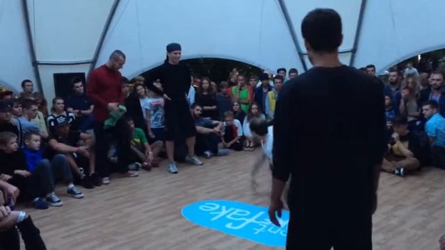 Red Horse, Cherep vs Tip Top T, Tazmanio Don't take fake battle 2015 смотреть онлайн