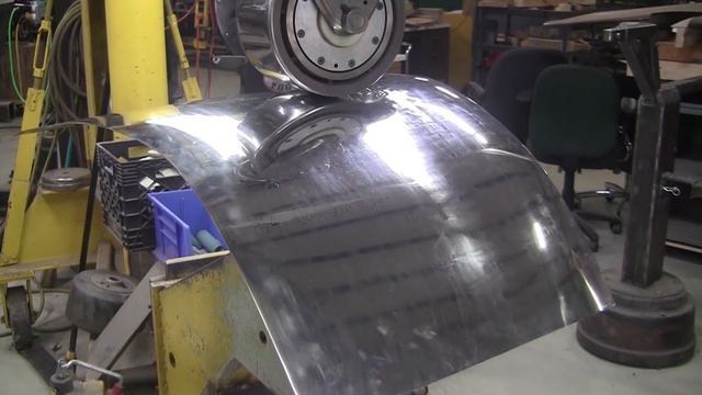 Metal Shaping: Jaguar E-Type Aluminum Bonnet Build (Part 9B) смотреть онлайн