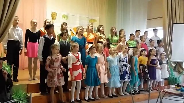 Ансамбли: Русская песня и Земляничка- "ДО-РЕ-МИ" смотреть онлайн