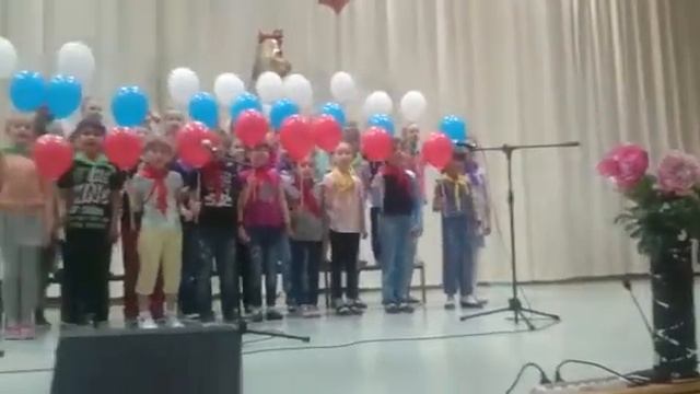 Песня Я рисую белым мелом облака белым мелом облака смотреть онлайн