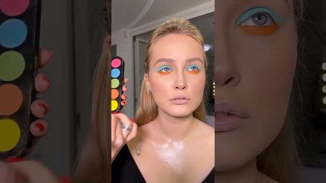 Цветной макияж. Макияж на фотосессию. Обучение макияжу смотреть онлайн