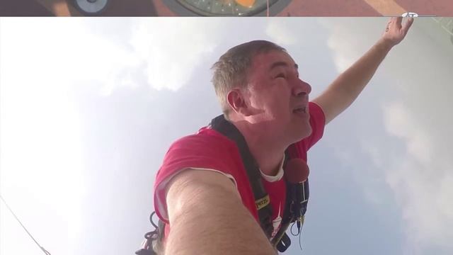 World's Highest Bungy Jump, Macau, China смотреть онлайн