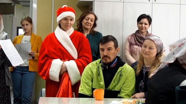 Дед Мороз в мае и поздравление всех участников акции «Подари радость на Пасху» 8 мая 2022 г. смотреть онлайн