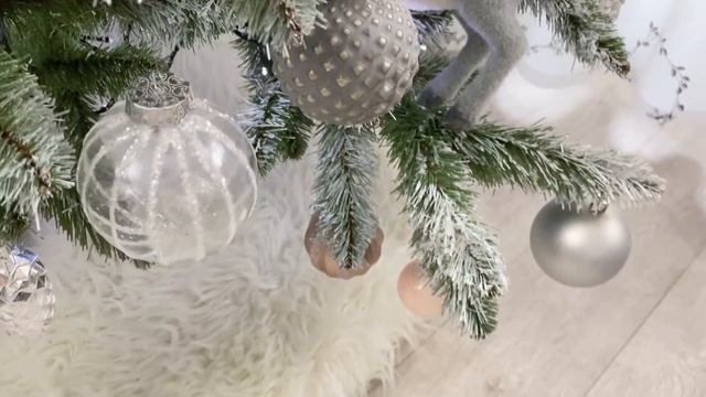 ?САМОДЕЛЬНЫЕ САНИ для декора из вешалок ФИКС ПРАЙС простые поделки своими руками ВИДЕО новинка смотреть онлайн