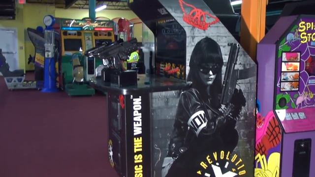 Revolution X - Video Arcade Shooting - PrimeTime Amusements смотреть онлайн
