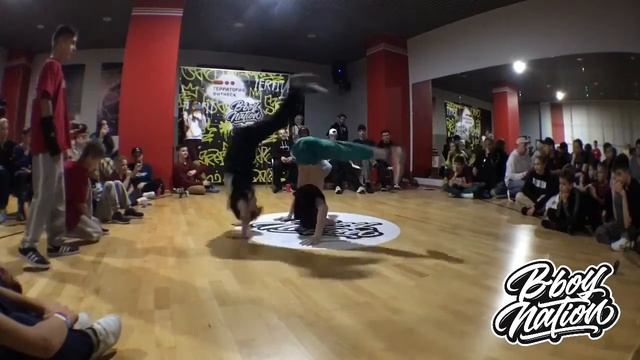 ARTISHOCK/DENIZ vs TRACK/ROCKY | KIDS 2x2 | TOP 8 смотреть онлайн