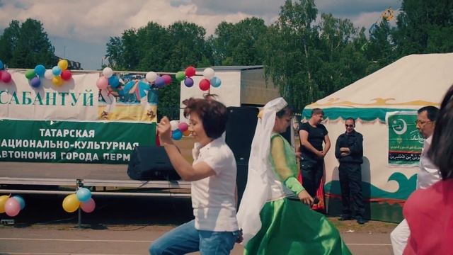 Сабантуй. Татарский праздник в Перми. смотреть онлайн