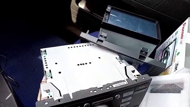 Меняем штатную магнитолу на Пионер китай,Форд Фьюжн смотреть онлайн