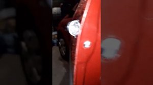 як зняти ручку передніх дверей Scenic 2