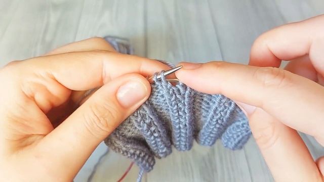 Дорожки из скрещенных петель | Делаем традиционную резинку интересной или разграничиваем узоры смотреть онлайн