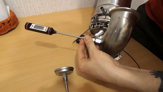 Модернизация китайского дистиллятора. Часть 2 - переделываем термометры... смотреть онлайн