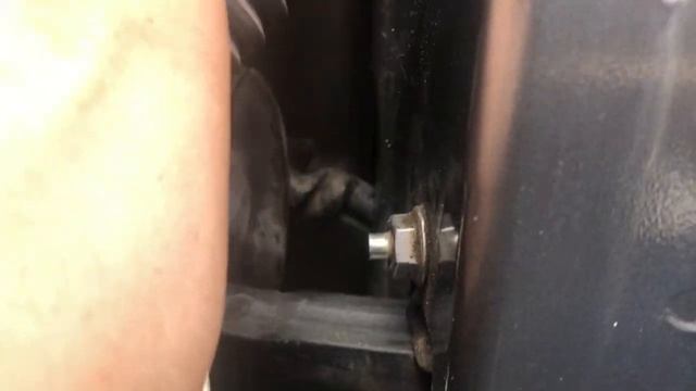 Замена штатных динамиков в задних дверях в Lada Vesta на DL Audio Barracuda 165 смотреть онлайн