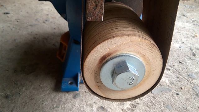 Простой гриндер из точила + шарошка для правки камней. смотреть онлайн