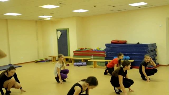 Free Dance Studio смотреть онлайн