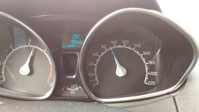 Ford Ecosport Acceleration 0-100 km/h смотреть онлайн
