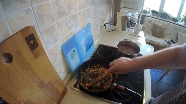 ЩАВЕЛЕВЫЙ СУП С КУРИНЫМИ ПОТРОШКАМИ ЗИМНИЙ #щавелевыйсуп#супспотрошками#рецепт#суп смотреть онлайн