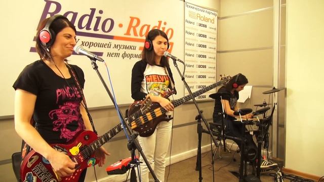 В Гостях у Чачи: группа Pincher смотреть онлайн
