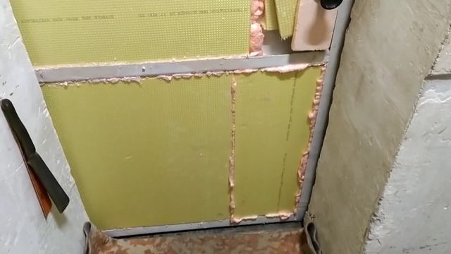 @0162 Утепление металлической двери: наклеивание пенополистирола/ часть2/. смотреть онлайн