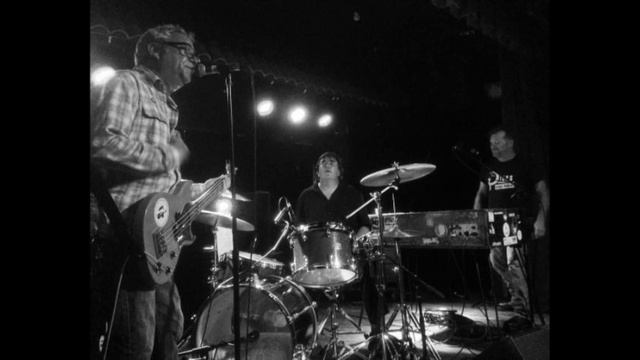 Mike Watt & The Secondmen (Bob Lee on drums) - LA Redwood 7/30/16 - Rarely Heard Minutemen Songs смотреть онлайн