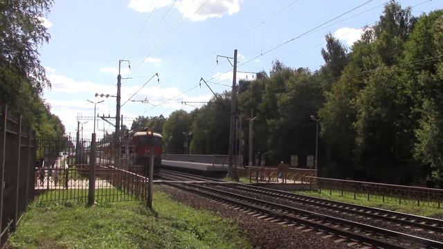 Электровоз ЧС7-258 с поездом №376Я, Москва — Воркута смотреть онлайн