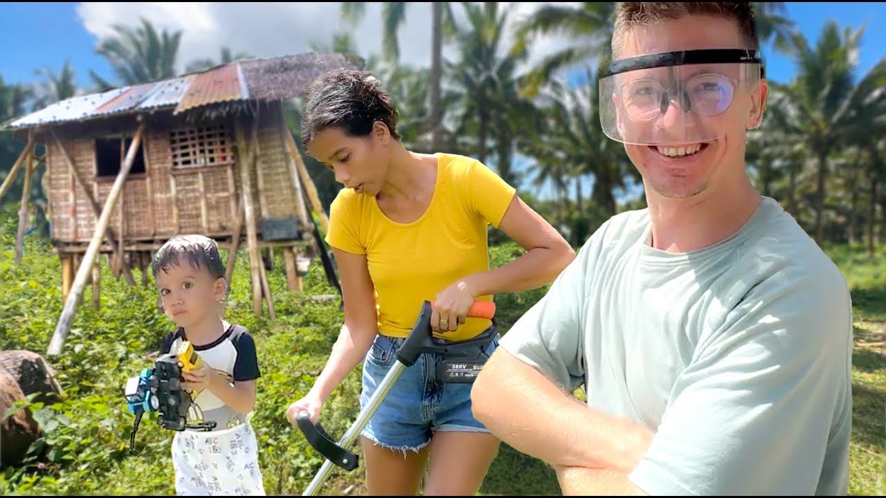 Жизнь в нашем домике в джунглях. Найви печет вкусный хлеб, купили косилку и делаем грядки смотреть онлайн