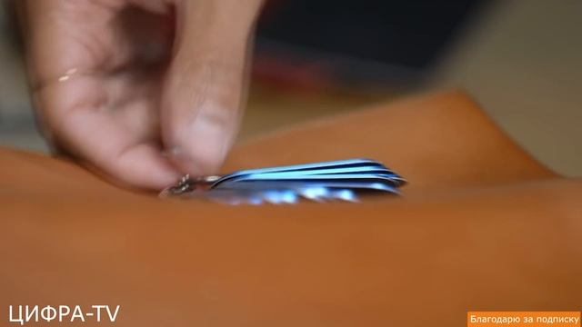 Motorola DROID Turbo 2 – забудьте про бьющийся экран смартфона. смотреть онлайн