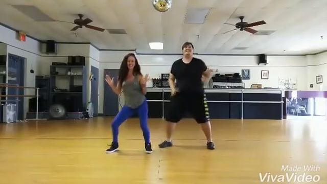 Despacito (salsa version)
Zumba ®megamix 58 смотреть онлайн