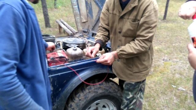 Как добыть огонь из машины. Разжигаем мангал от Нивы смотреть онлайн