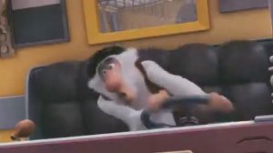 Монстр в Париже  /Un monstre ? Paris/